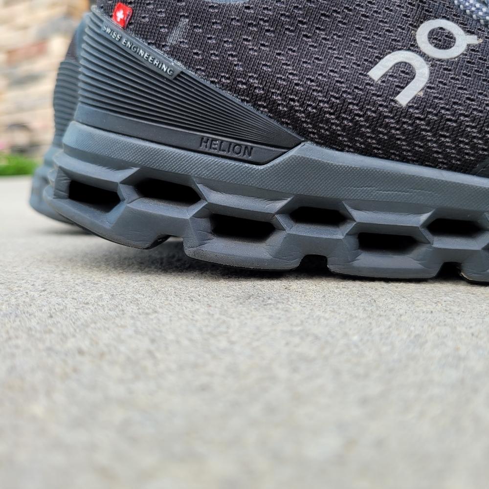 On Cloud Cloudstratus Running Shoe - image 6